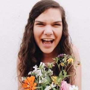 Meet your Posher, Lily